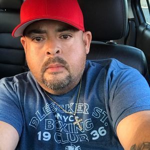 Meet your Posher, Max